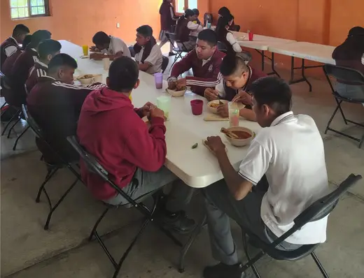 Albergue comunitario INPI contiguo a la EST 95, hospedaje para estudiantes foráneos