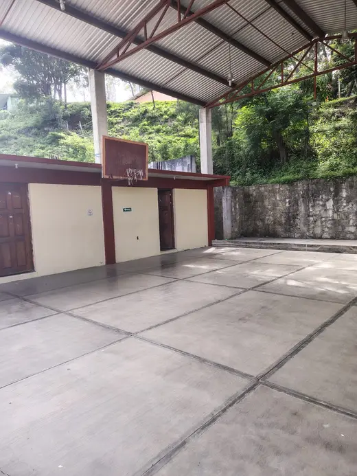 Instalaciones del albergue comunitario INPI donde se hospedan alumnos de comunidades alejadas